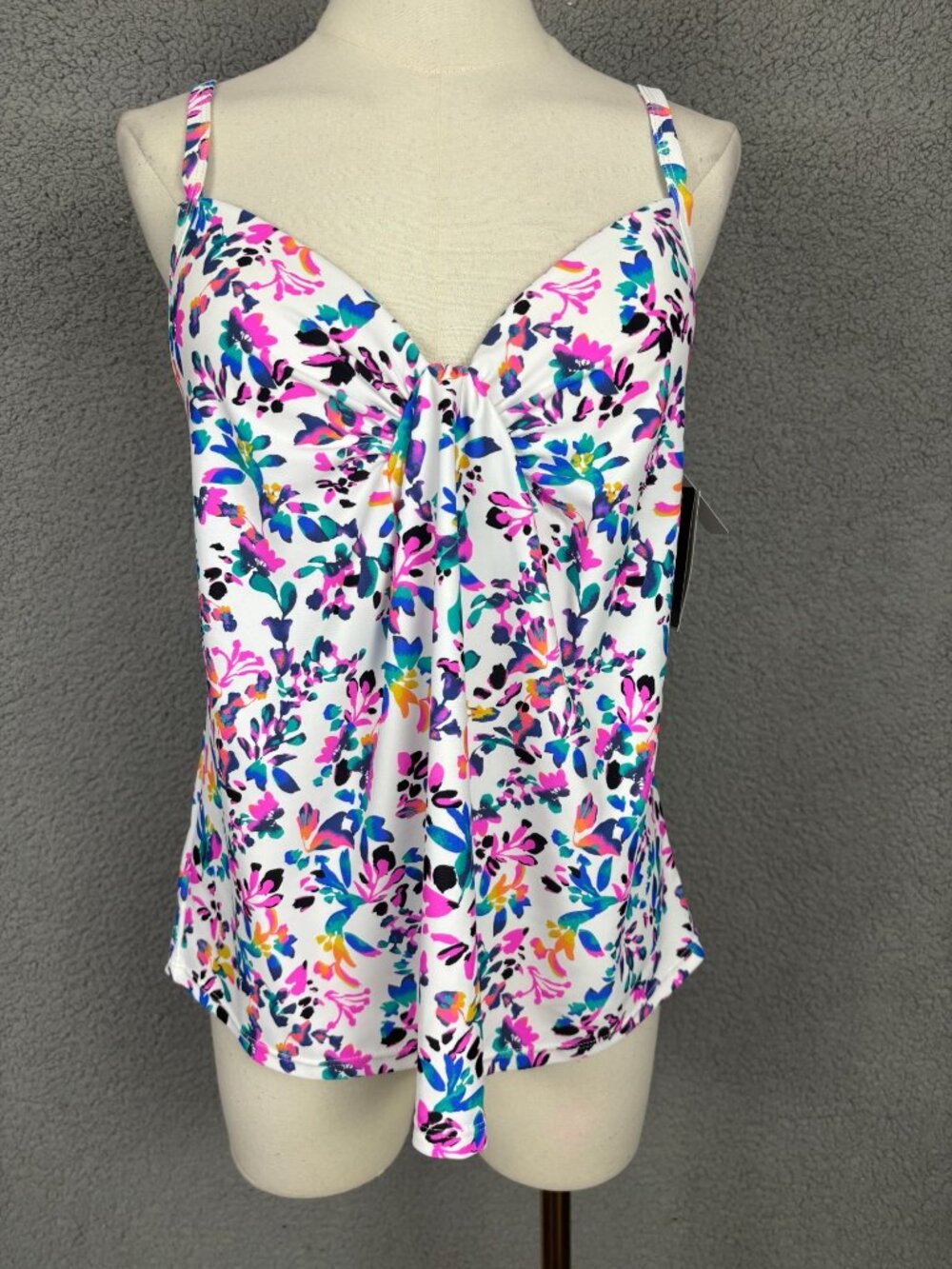 Island Escape Women's Underwire Floral-Print Twist-Front Tankini Top Size 8 NWTs